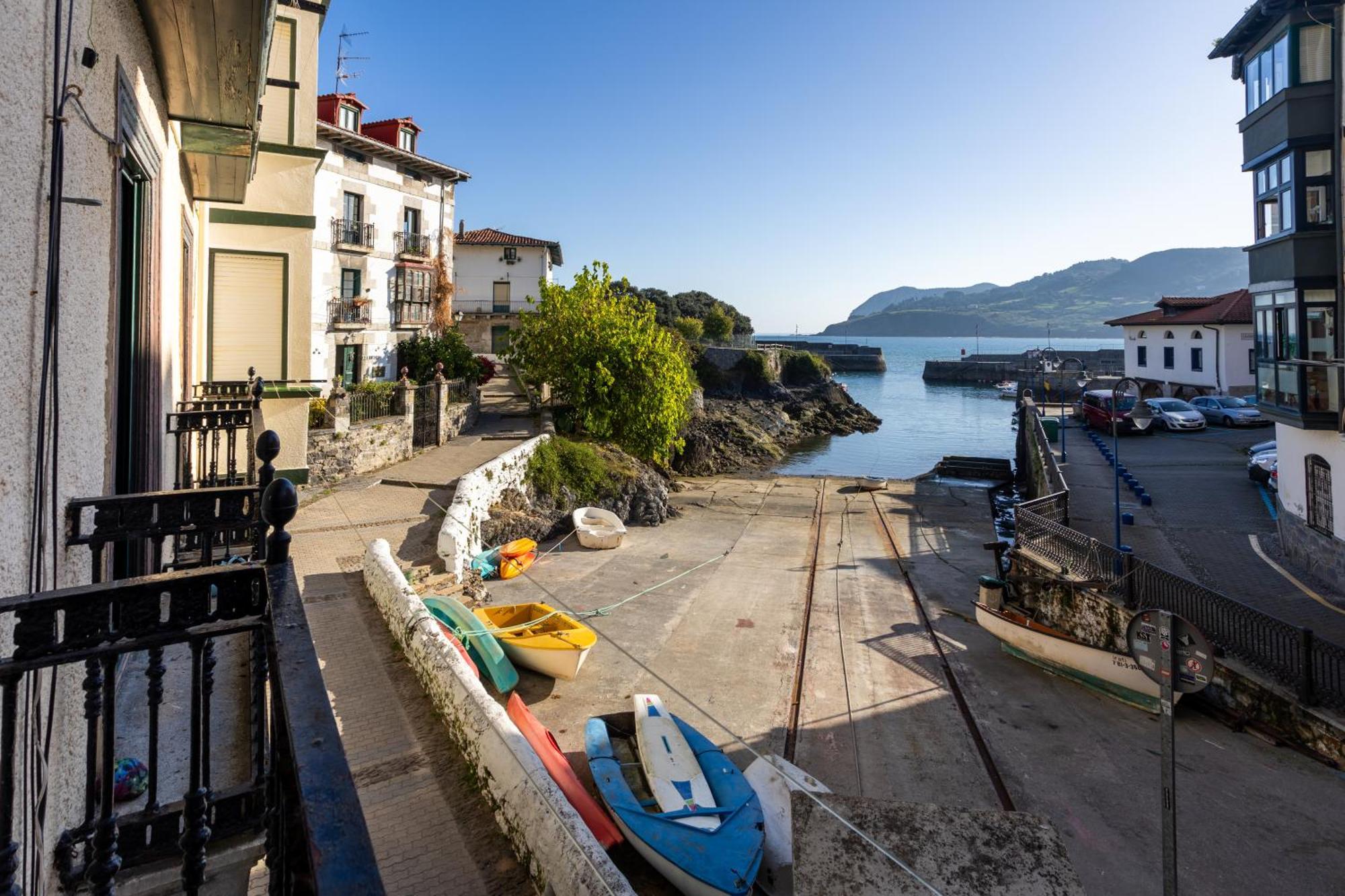 Mundaka Old Port Apartment Exterior photo
